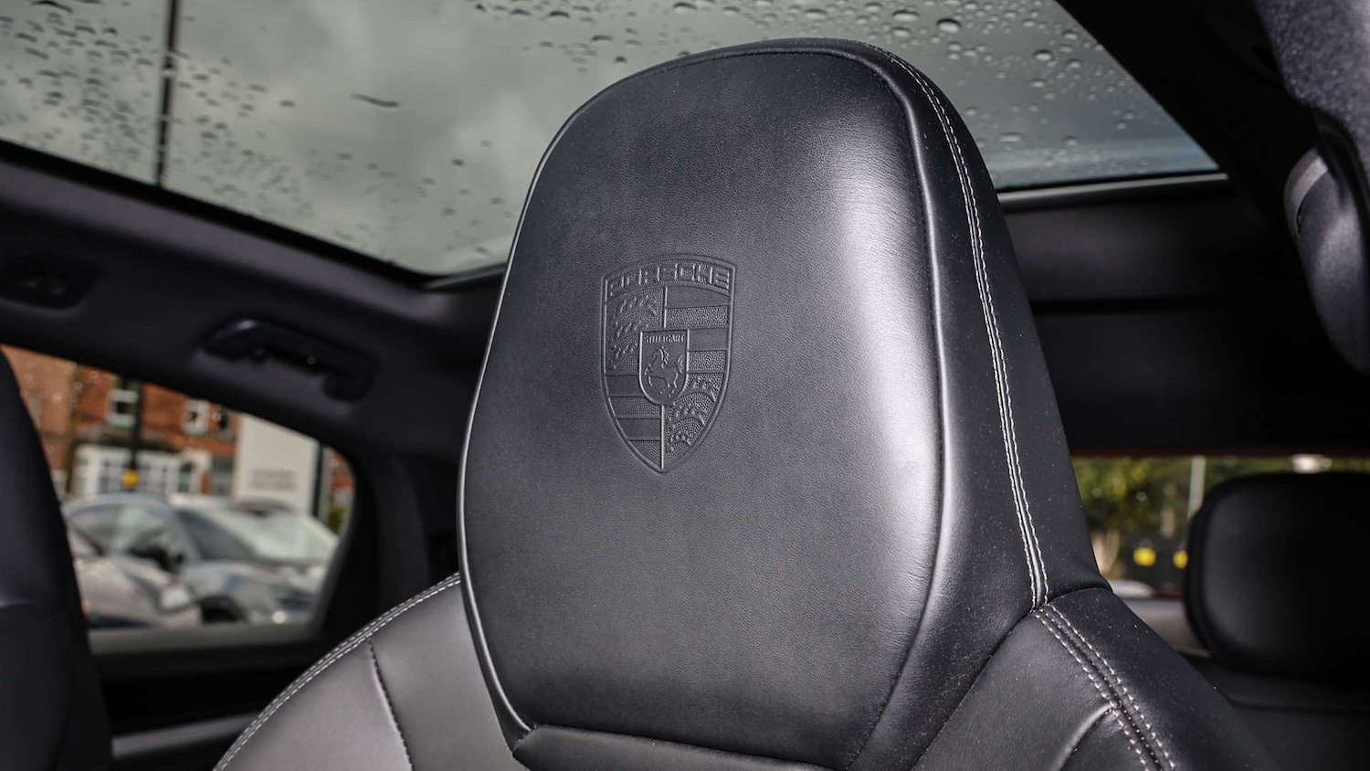 Used Porsche Cayenne 2024 for sale - 77000167: Photo 16