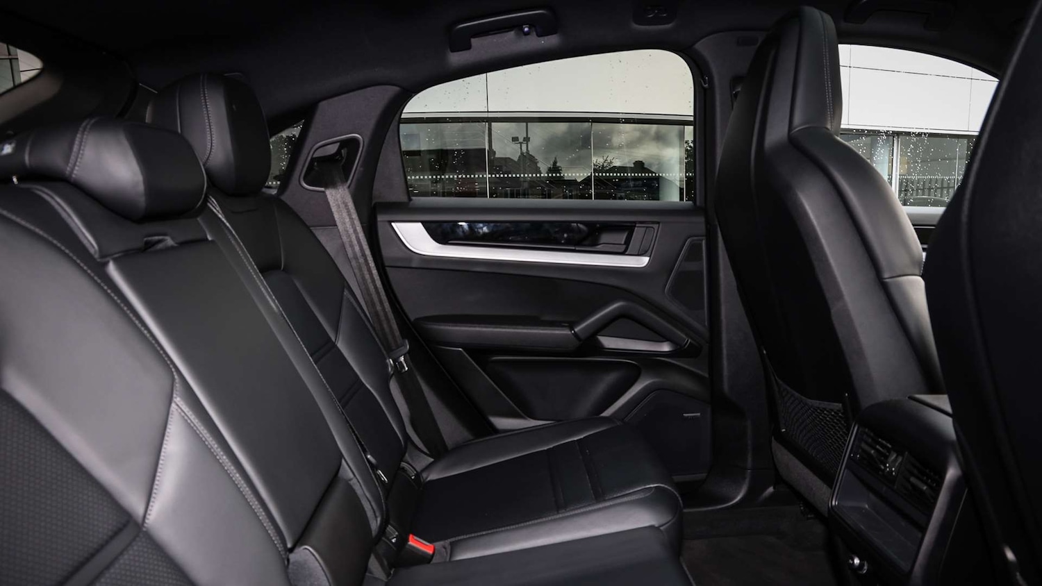 Used Porsche Cayenne 2024 for sale - 77000167: Photo 17