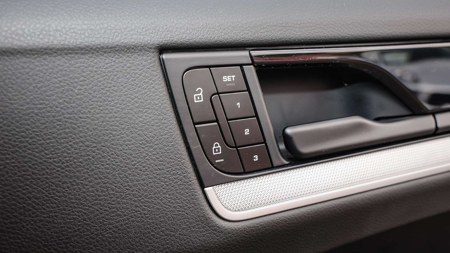 Used Porsche Cayenne 2024 for sale - 77000167: Photo 22