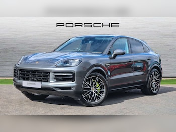 Used Porsche Cayenne 2024 for sale - 77000167: Photo
