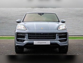 Used Porsche Cayenne 2025 for sale - 77995840: Photo