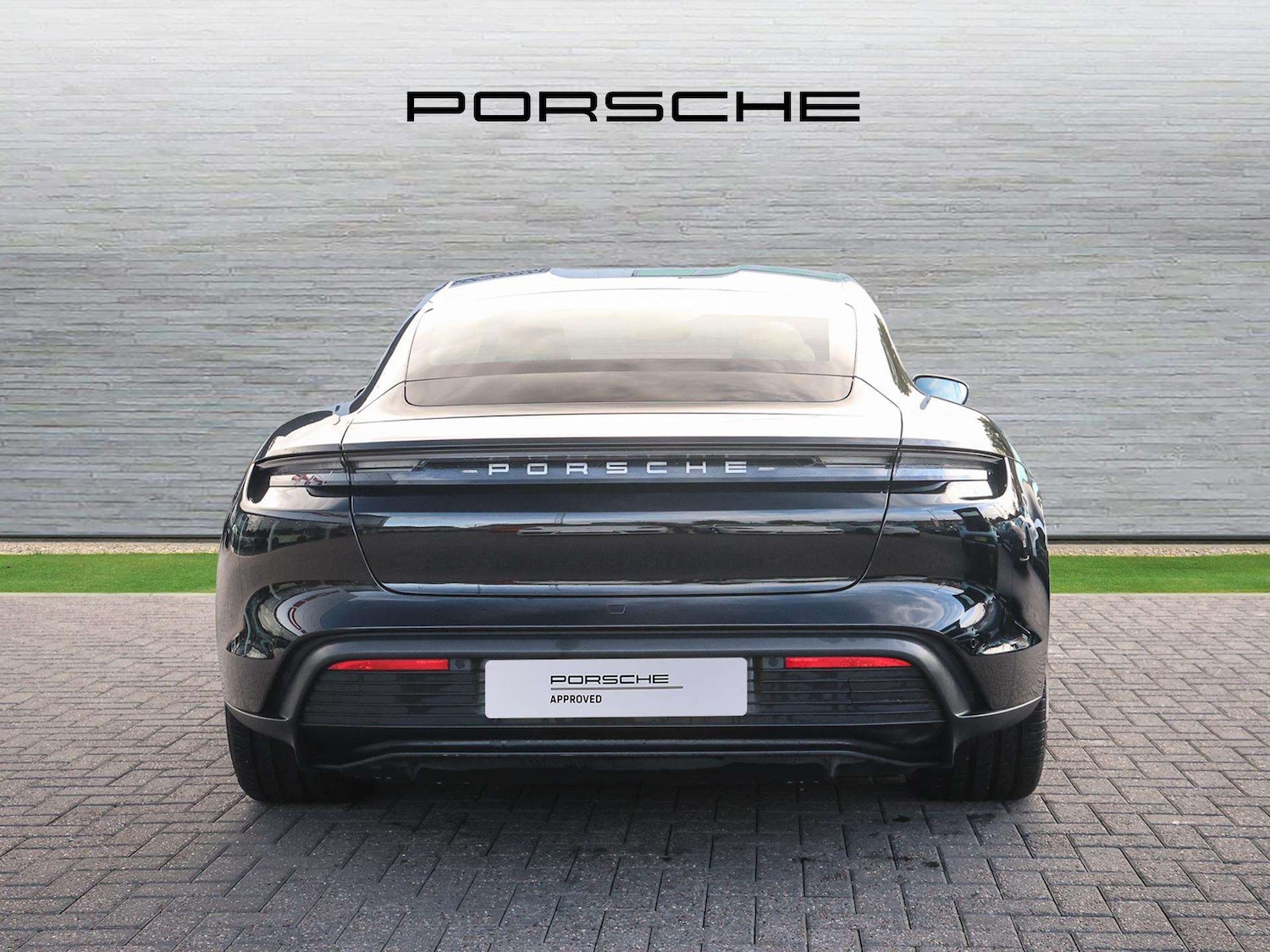 Used Porsche Taycan 2022 for sale - 76373807: Photo 10