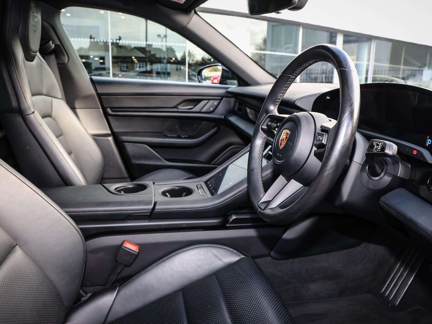 Used Porsche Taycan 2022 for sale - 76373807: Photo 13