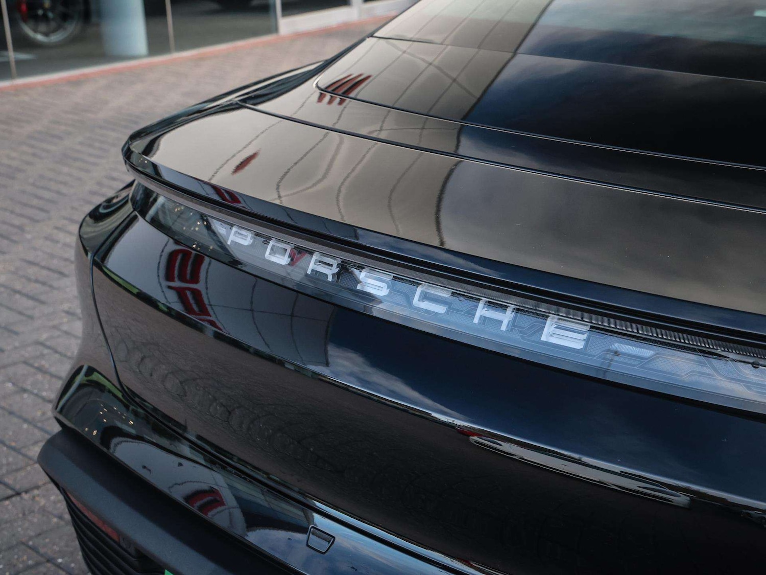 Used Porsche Taycan 2022 for sale - 76373807: Photo 35