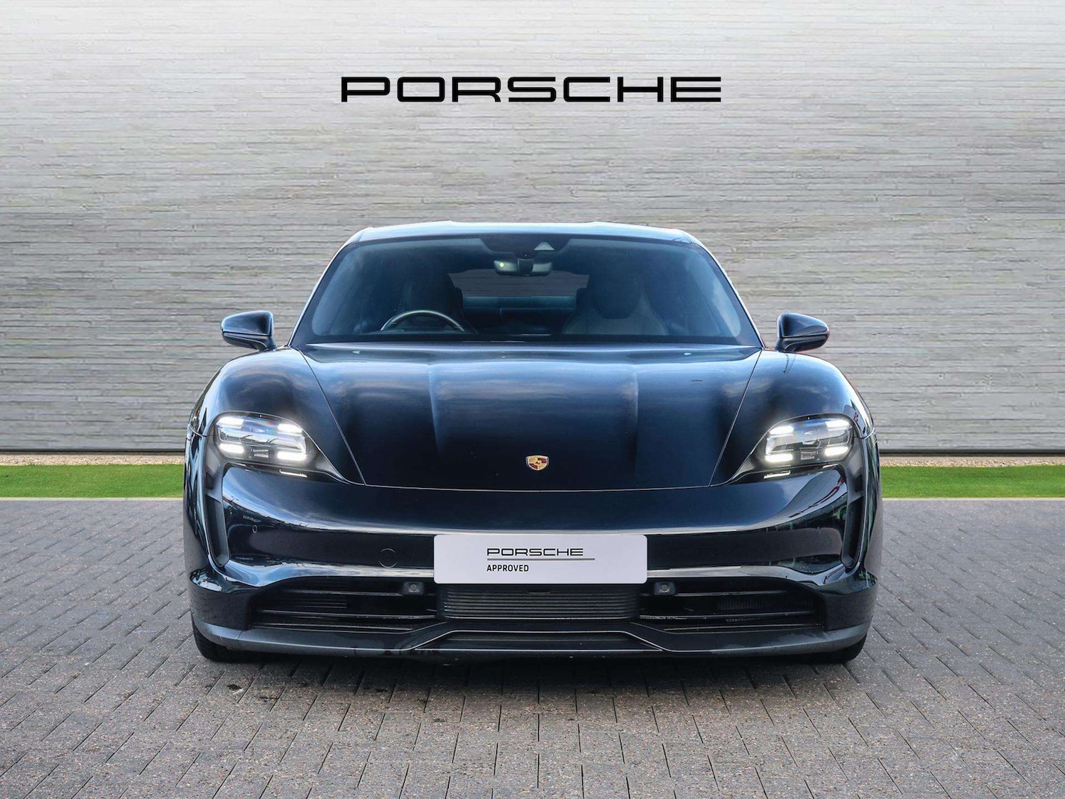 Used Porsche Taycan 2022 for sale - 76373807: Photo 9