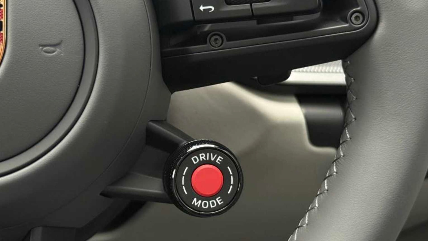 Used Porsche 911 2026 for sale - 78010418: Photo 16