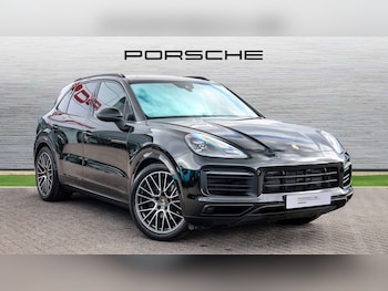 2023 - Estate Special Editions Platinum Edition 5dr Tiptronic S