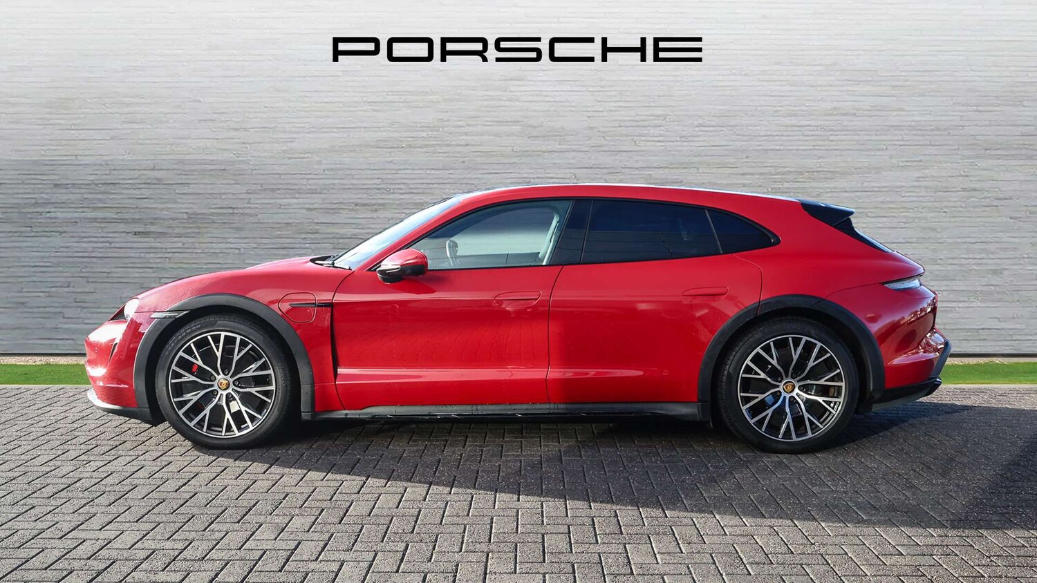 Used Porsche Taycan 2022 for sale - 76373693: Photo 8