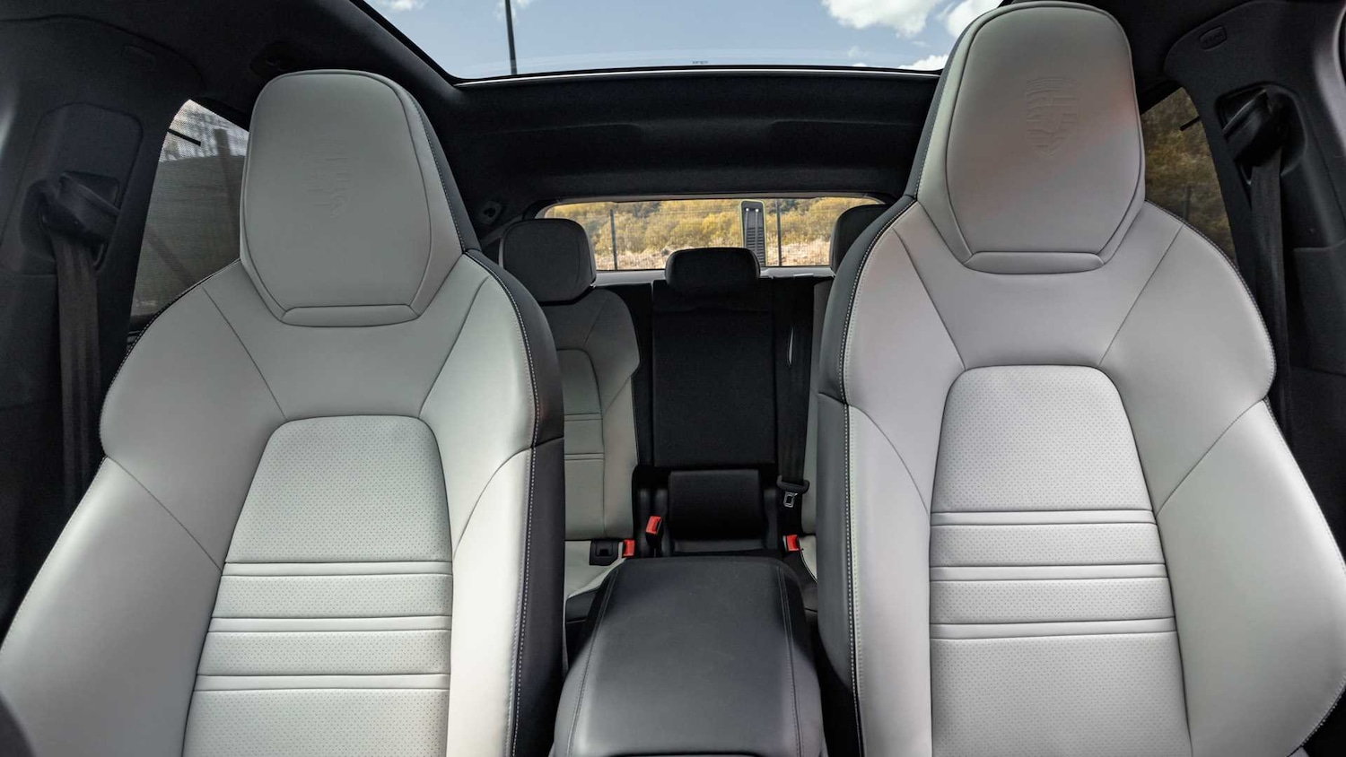 Used Porsche Cayenne 2024 for sale - 76587613: Photo 16