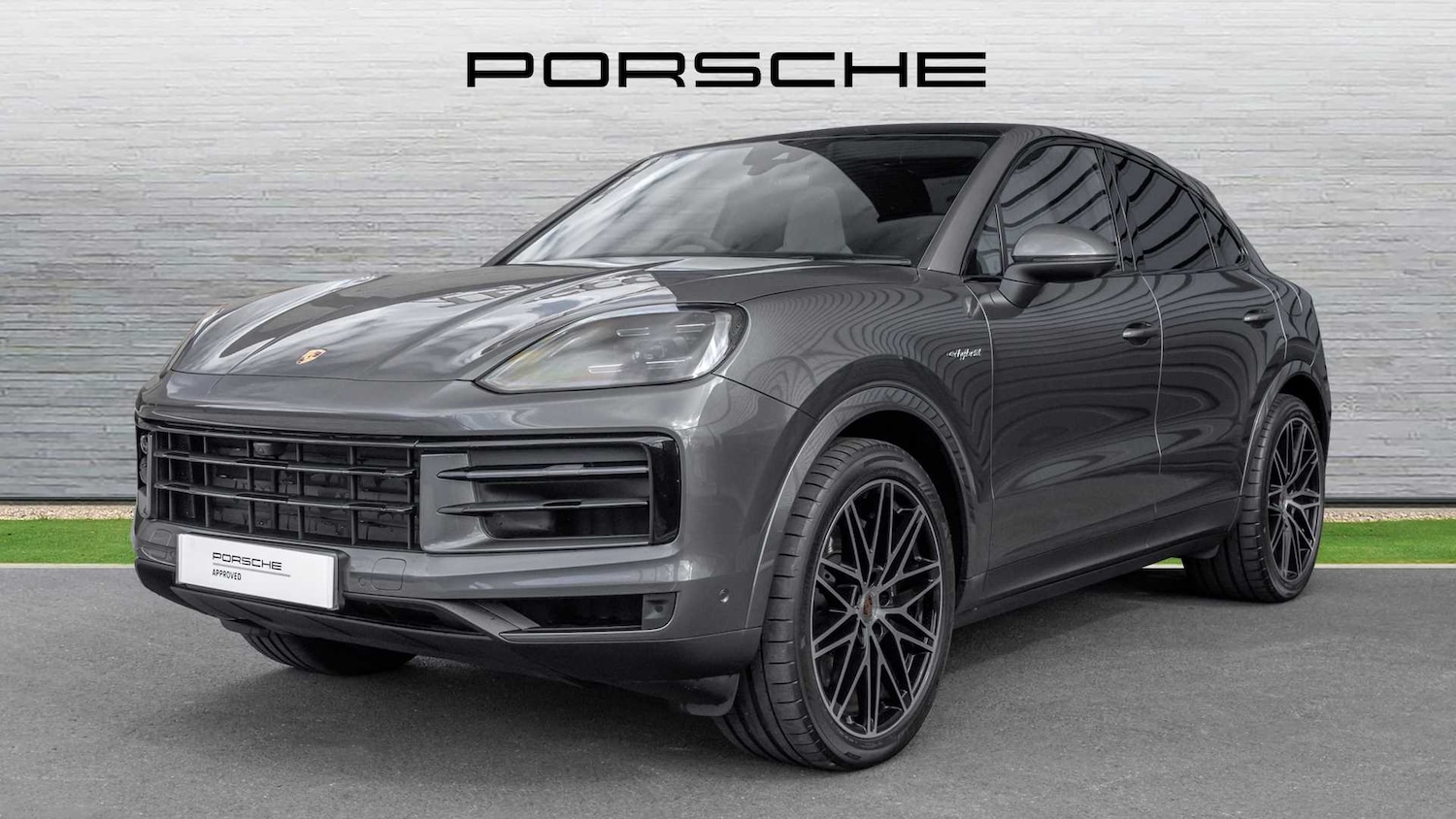 Used Porsche Cayenne 2024 for sale - 76587613: Photo 2