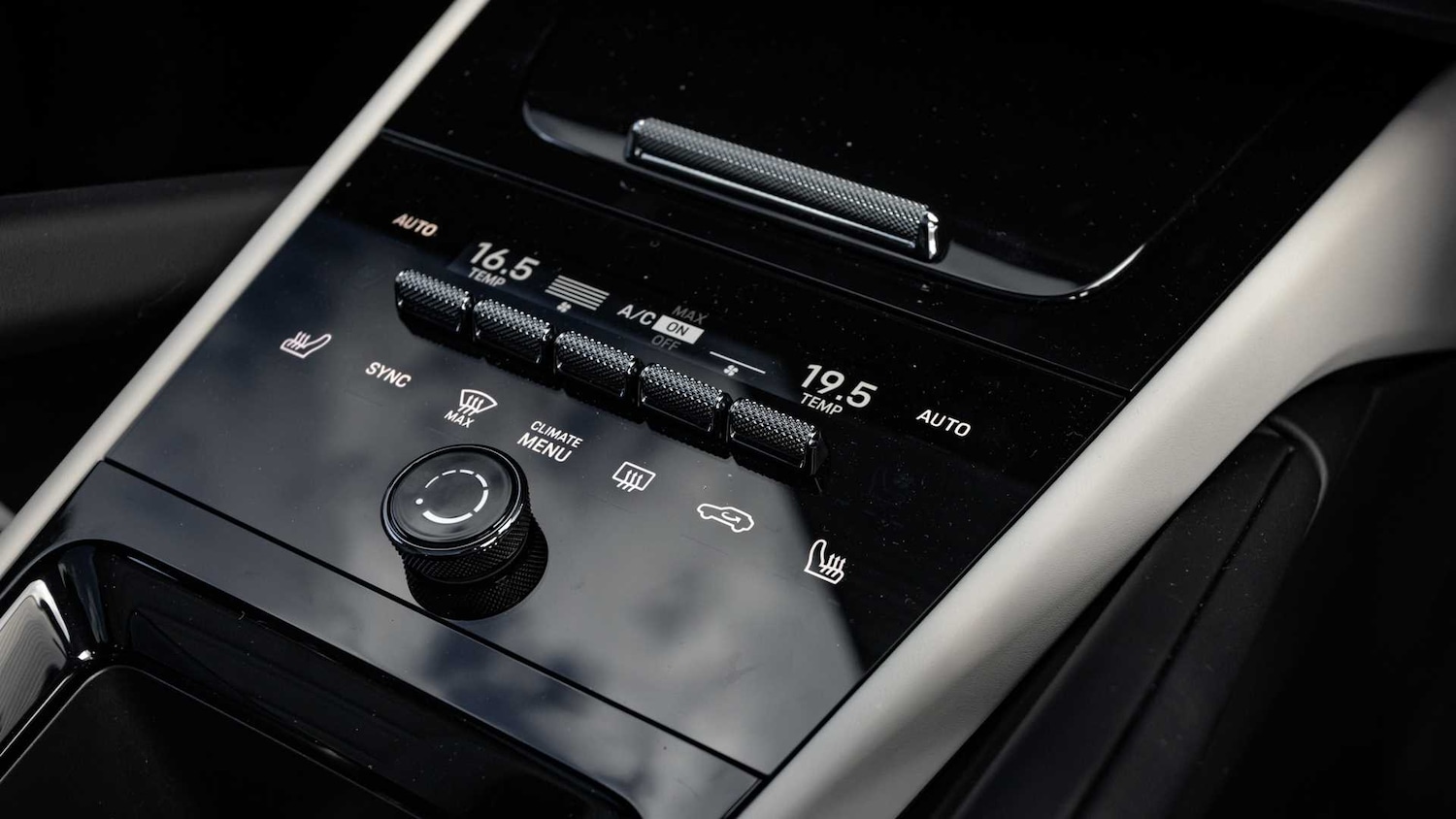 Used Porsche Cayenne 2024 for sale - 76587613: Photo 27