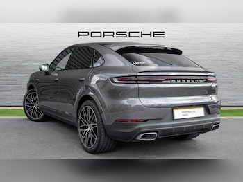 Used Porsche Cayenne 2024 for sale - 76587613: Photo