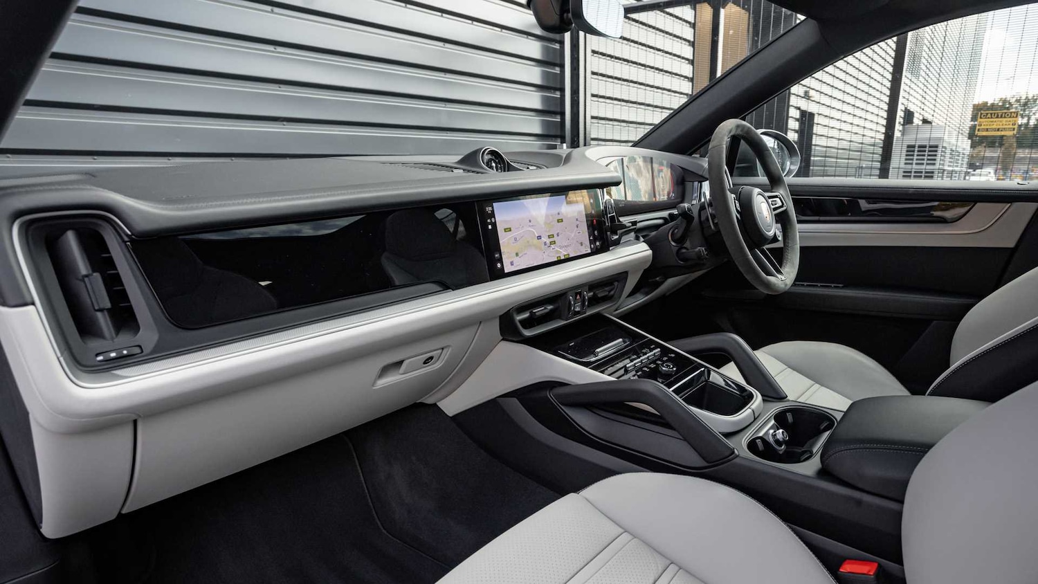 Used Porsche Cayenne 2024 for sale - 76587613: Photo 5