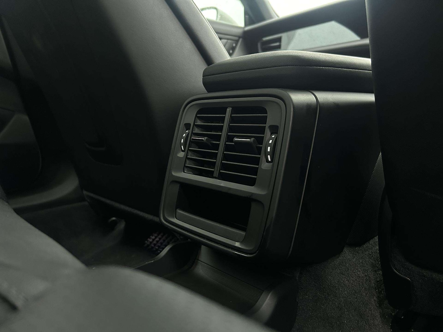 Used Porsche Taycan 2021 for sale - 77135036: Photo 16