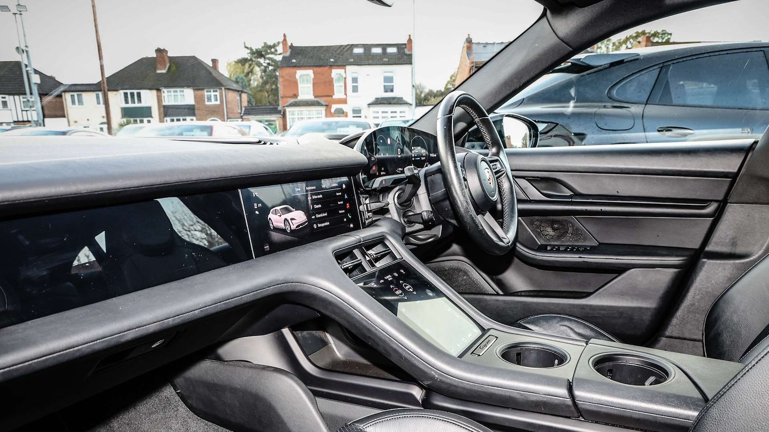 Used Porsche Taycan 2021 for sale - 78060148: Photo 3