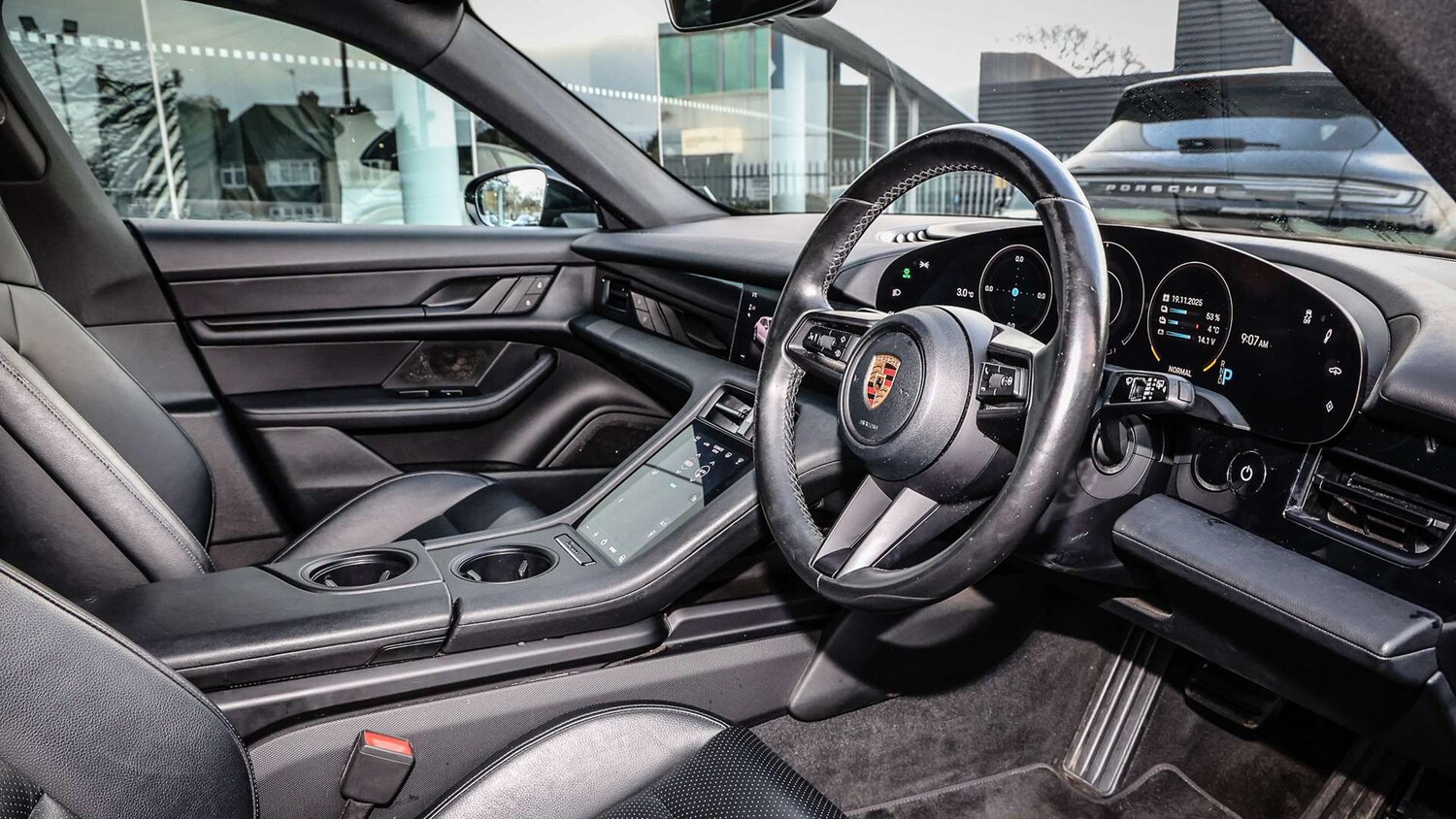 Used Porsche Taycan 2021 for sale - 78060148: Photo 9