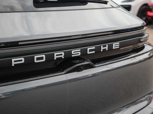 Used Porsche Macan 2025 for sale - 75405527: Photo 31