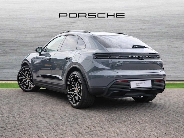 Used Porsche Macan 2025 for sale - 75405527: Photo 4