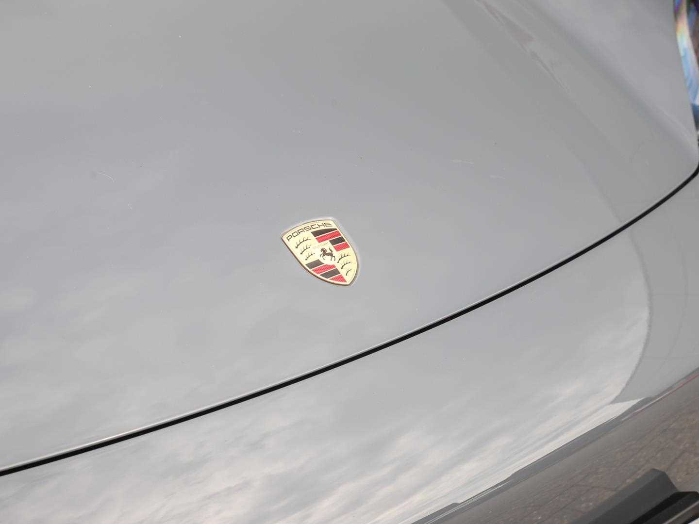 Used Porsche Macan 2025 for sale - 76411392: Photo 35