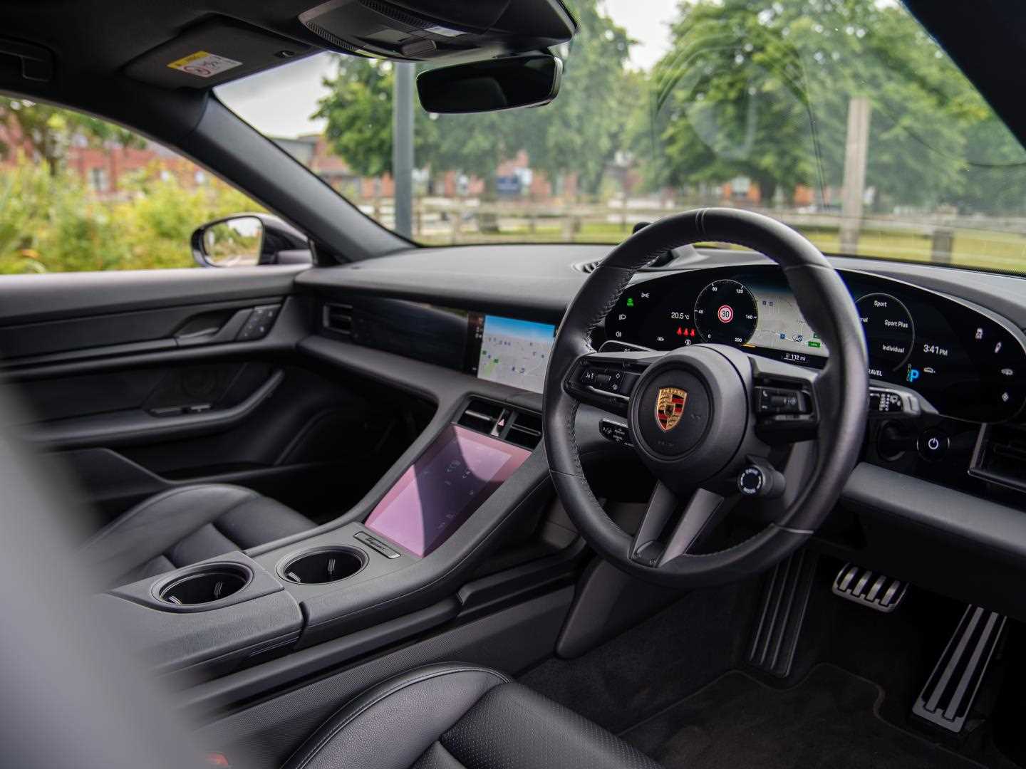 Used Porsche Taycan 2023 for sale - 76205218: Photo 10