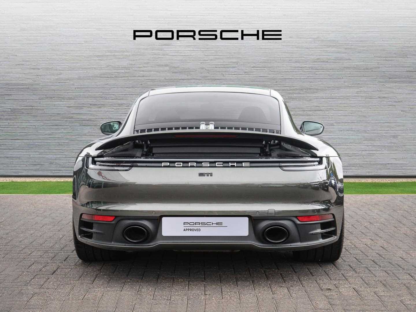 Used Porsche 911 2023 for sale - 76362617: Photo 10