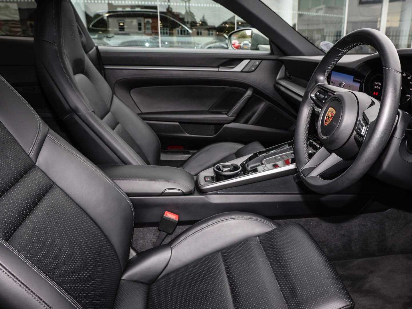 Used Porsche 911 2023 for sale - 76362617: Photo 12