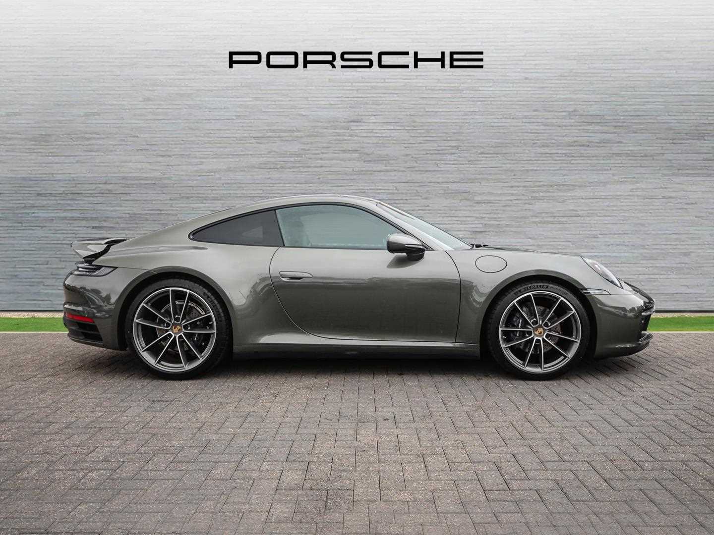 Used Porsche 911 2023 for sale - 76362617: Photo 7