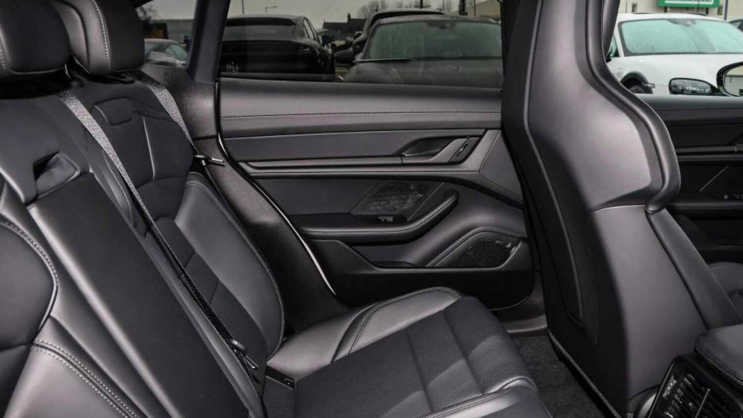 Used Porsche Taycan for sale - 78052389: Photo 16