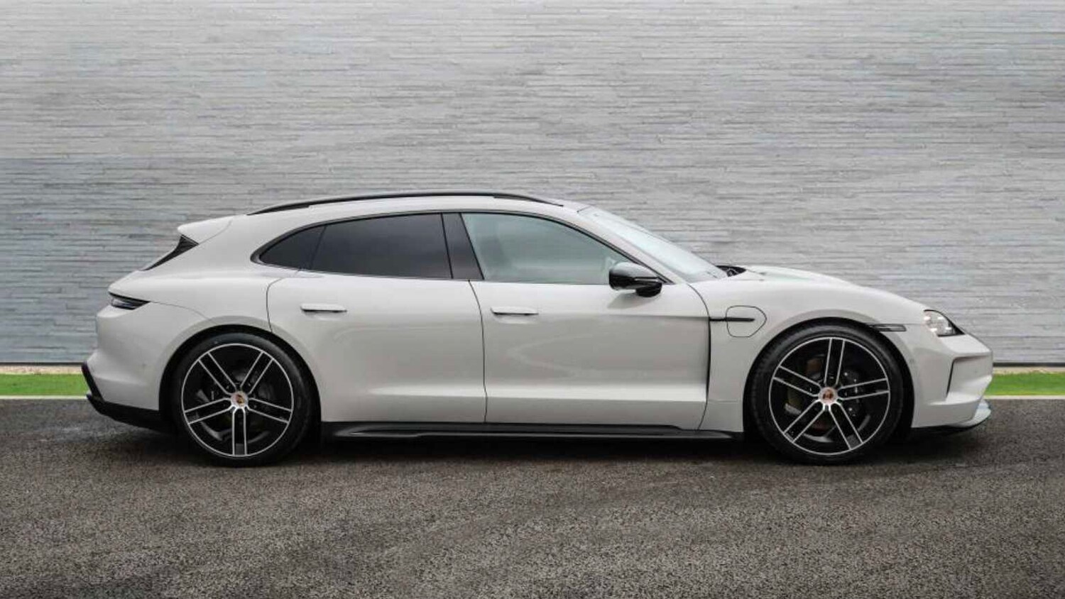 Used Porsche Taycan for sale - 78052389: Photo 31