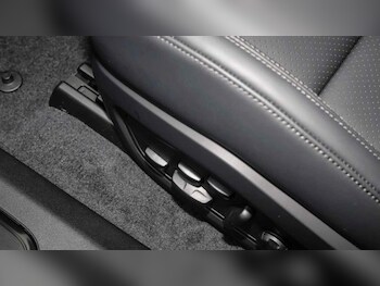 Used Porsche Taycan 2026 for sale - 78052389: Photo