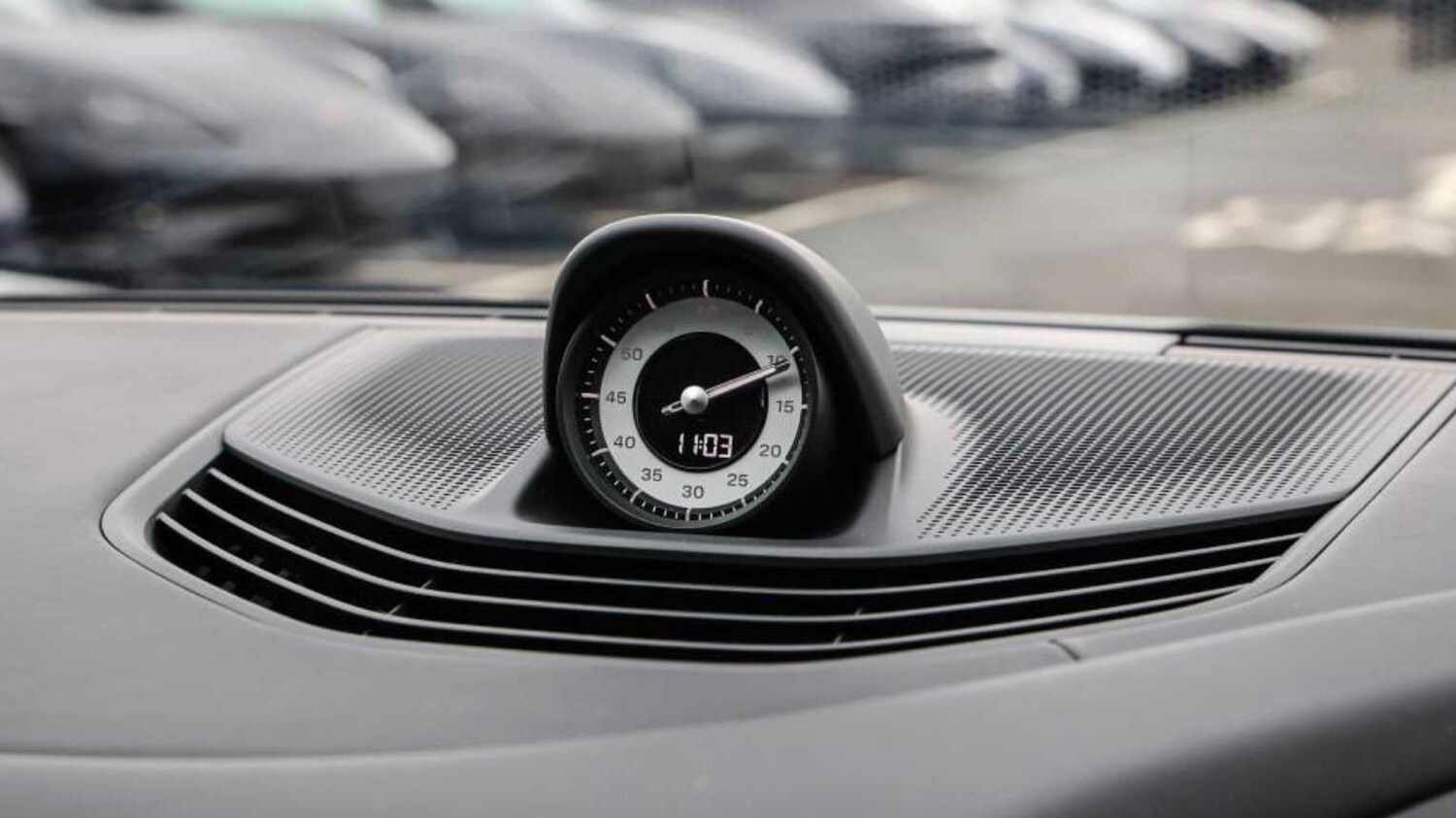 Used Porsche Taycan for sale - 78052389: Photo 8