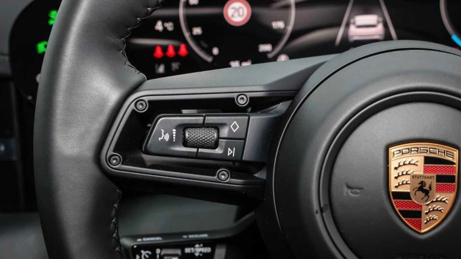 Used Porsche Taycan for sale - 78052389: Photo 9