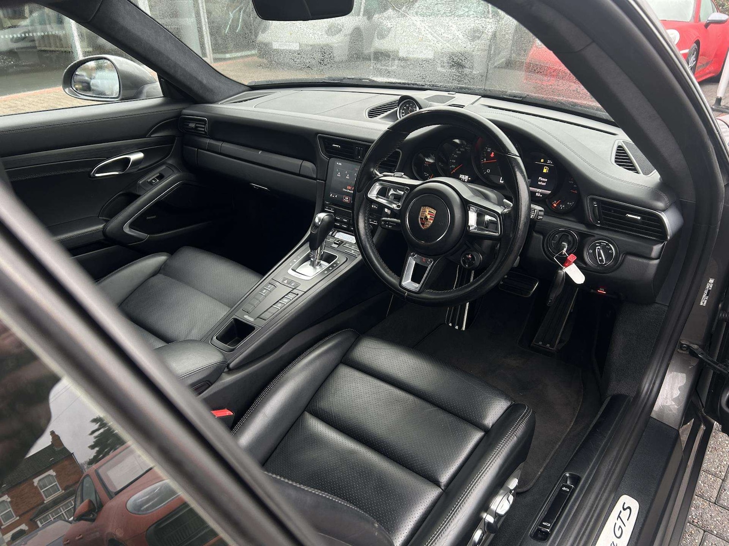 Used Porsche 911 2018 for sale - 77397802: Photo 11