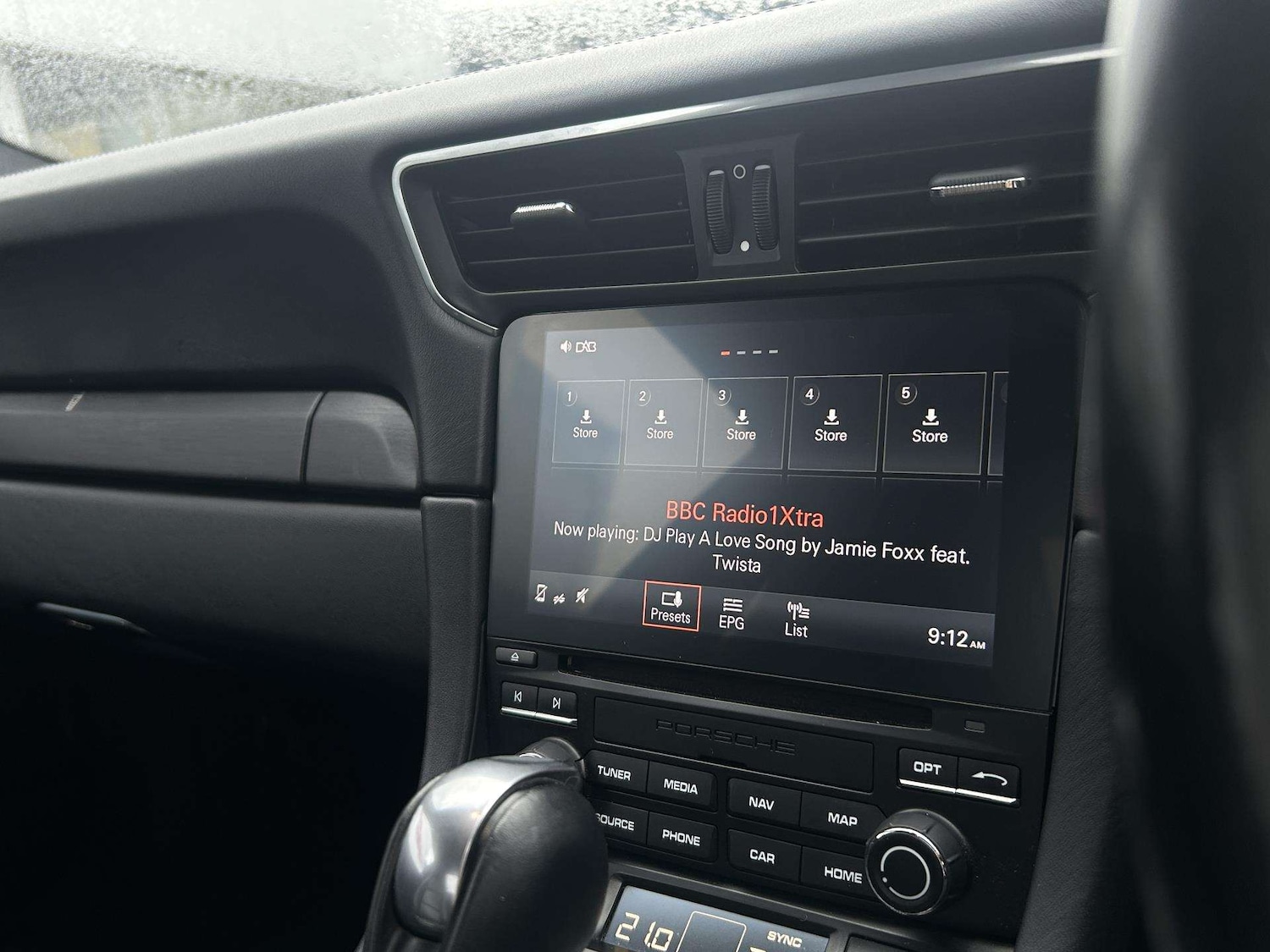 Used Porsche 911 2018 for sale - 77397802: Photo 15