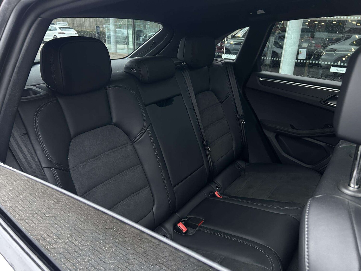 Used Porsche Macan 2024 for sale - 77500289: Photo 13