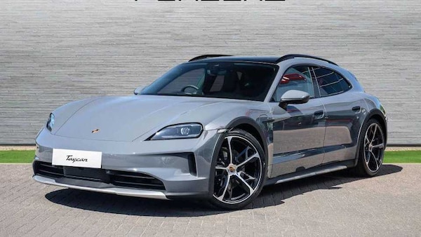 Used Porsche Taycan 2025 for sale - 75218029: Photo 2