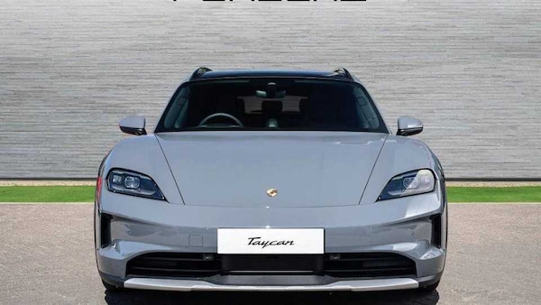 Used Porsche Taycan 2025 for sale - 75218029: Photo 4