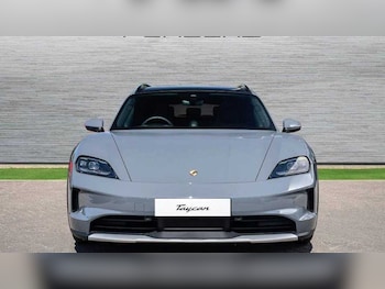 Used Porsche Taycan 2025 for sale - 75218029: Photo