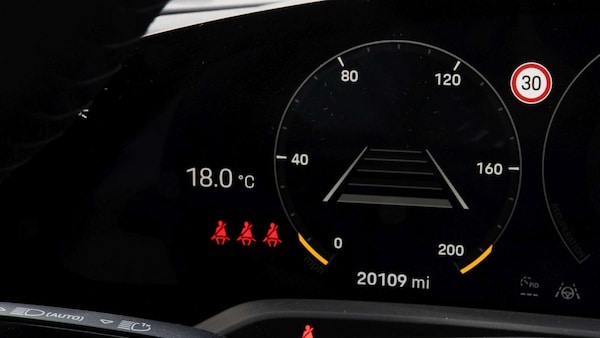 Used Porsche Taycan 2021 for sale - 76242500: Photo 20