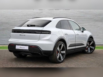 Used Porsche Macan 2025 for sale - 75218388: Photo