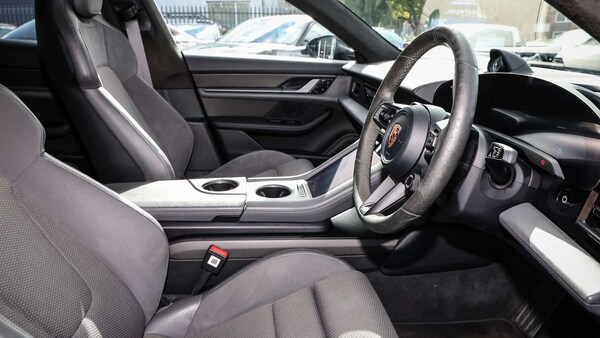 Used Porsche Taycan 2020 for sale - 75626005: Photo 13