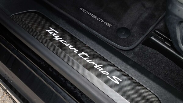 Used Porsche Taycan 2020 for sale - 75626005: Photo 30