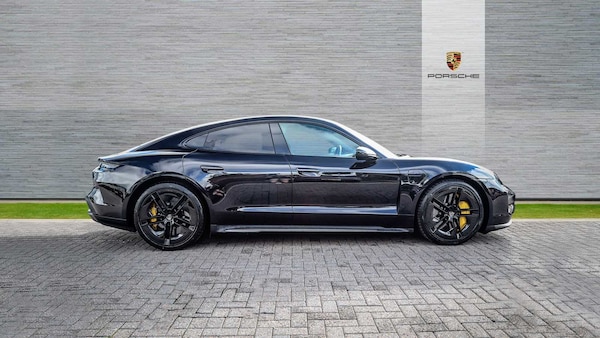 Used Porsche Taycan 2025 for sale - 75661245: Photo 4