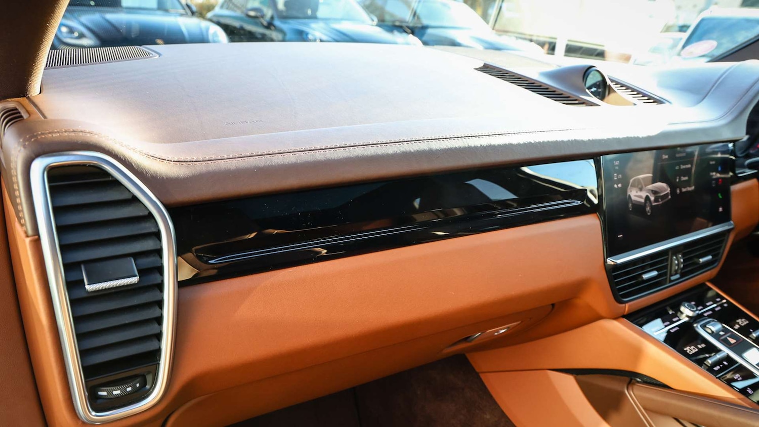 Used Porsche Cayenne 2023 for sale - 76774327: Photo 26