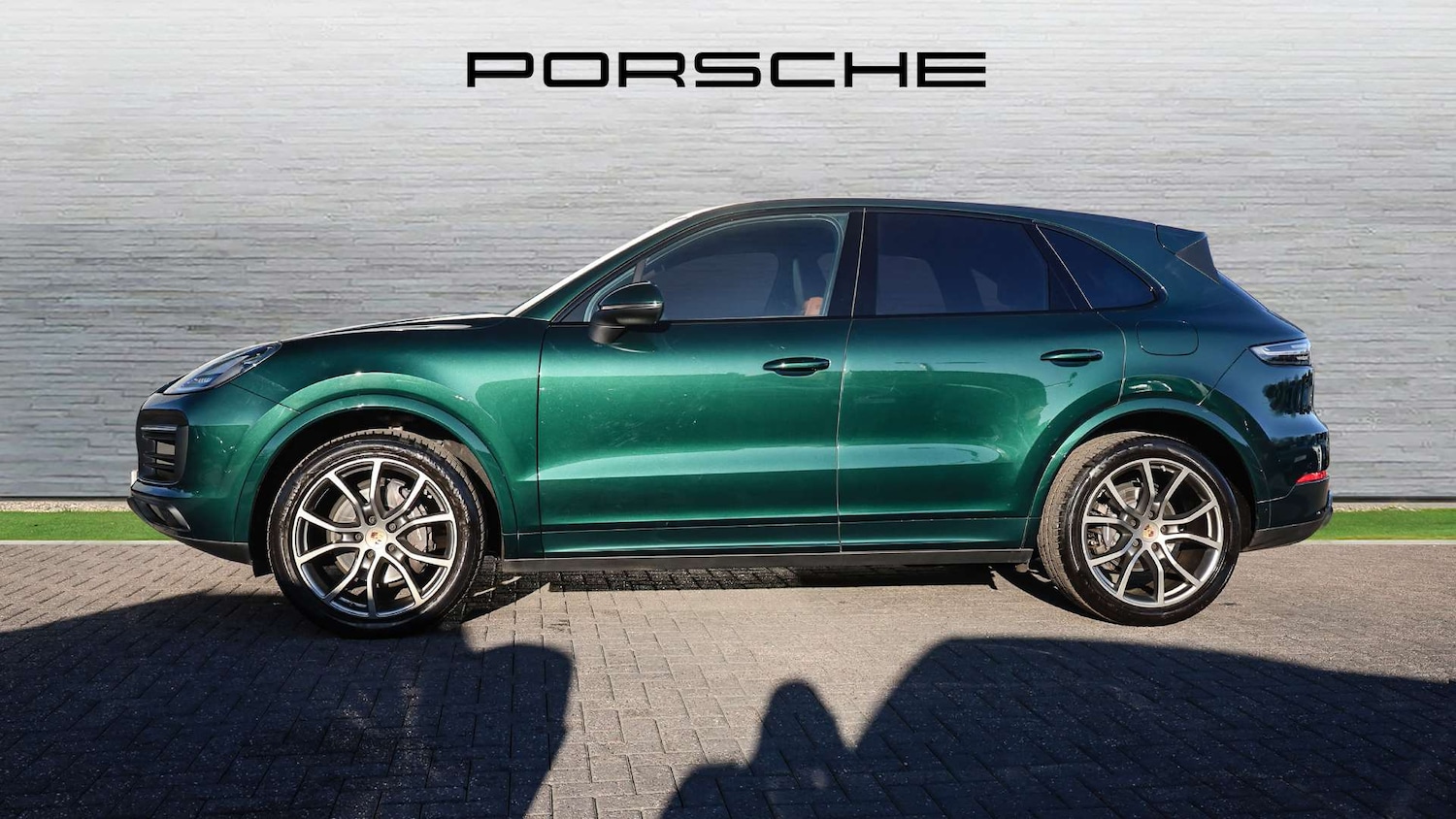 Used Porsche Cayenne 2023 for sale - 76774327: Photo 8
