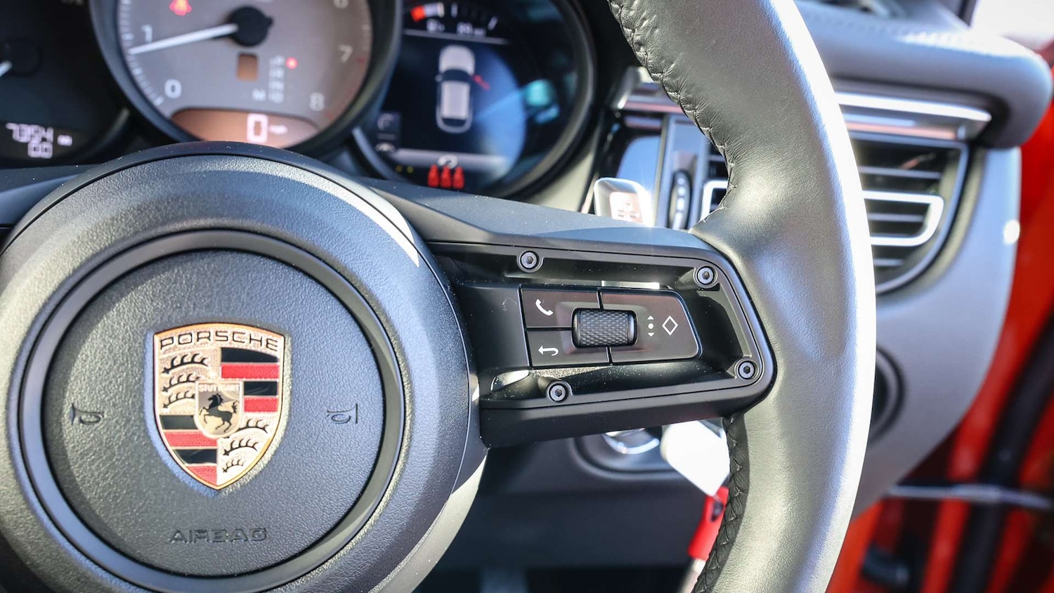 Used Porsche Macan 2024 for sale - 77068632: Photo 23