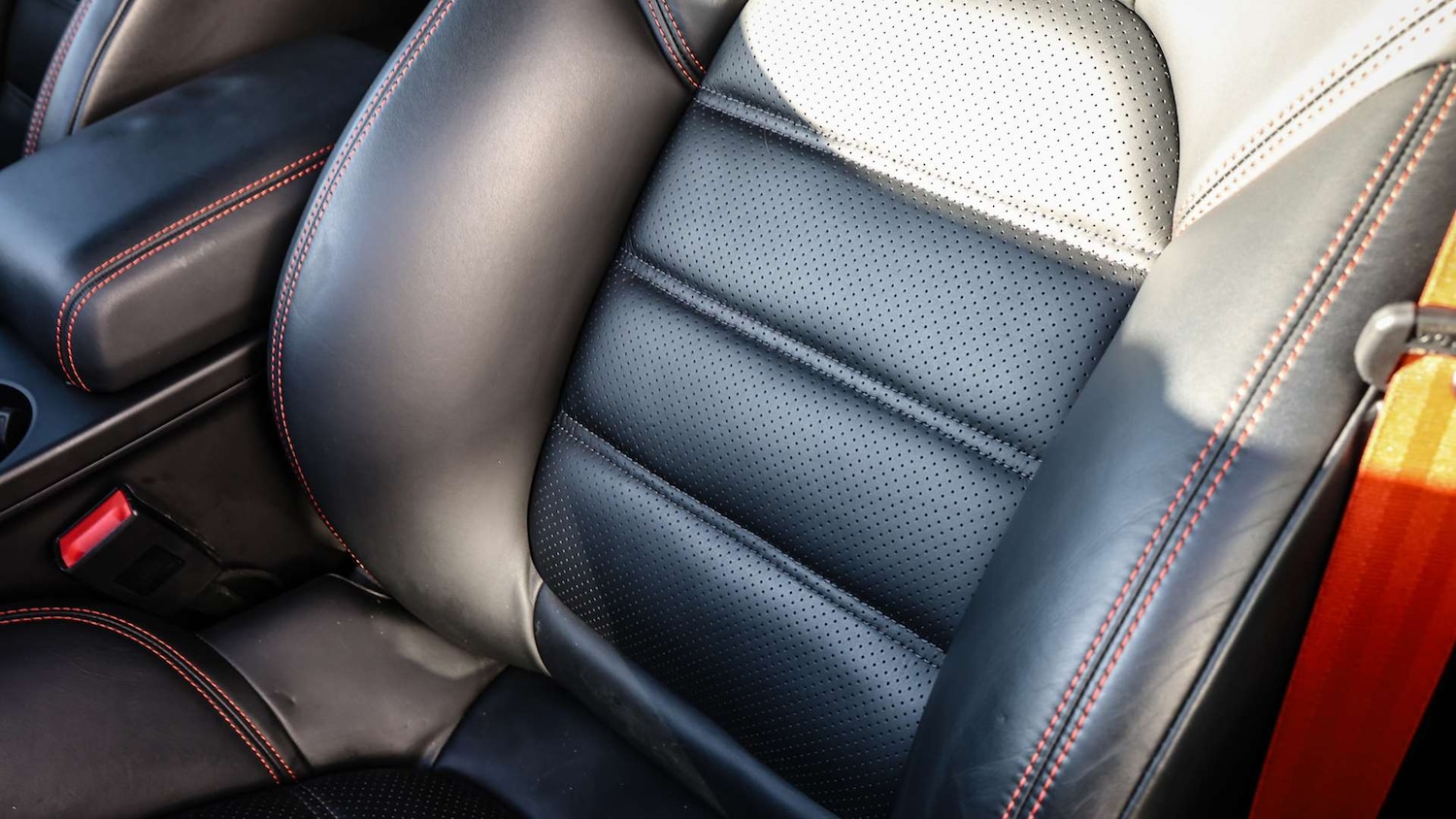 Used Porsche Macan 2021 for sale - 76902362: Photo 16