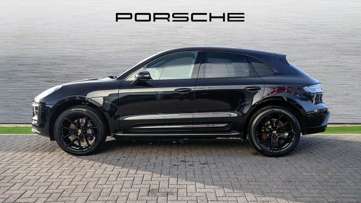 Used Porsche Macan 2021 for sale - 76902362: Photo 8