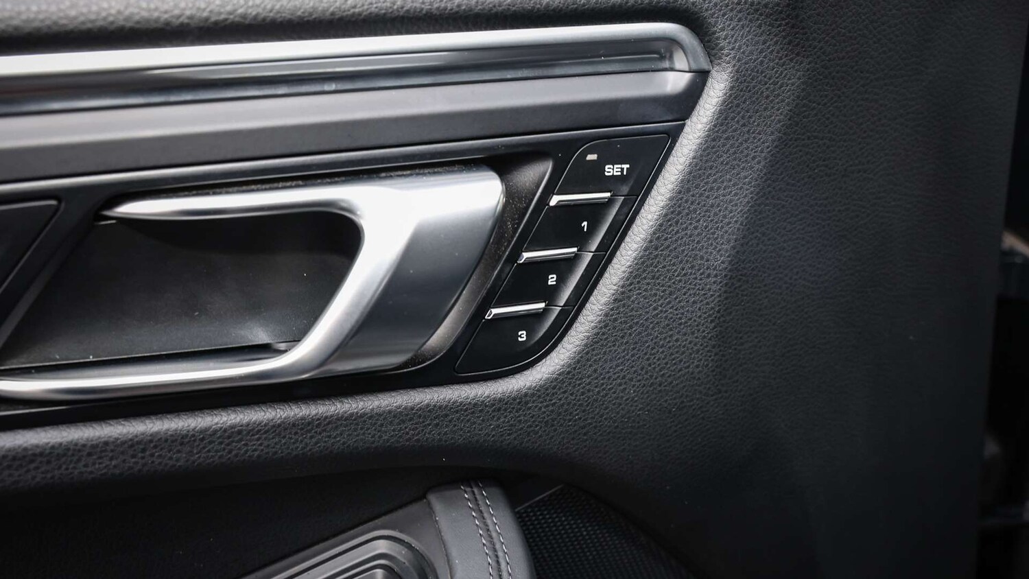 Used Porsche Macan 2022 for sale - 77429206: Photo 30