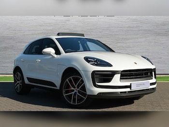 Used Porsche Macan 2026 for sale - 79556308: Photo